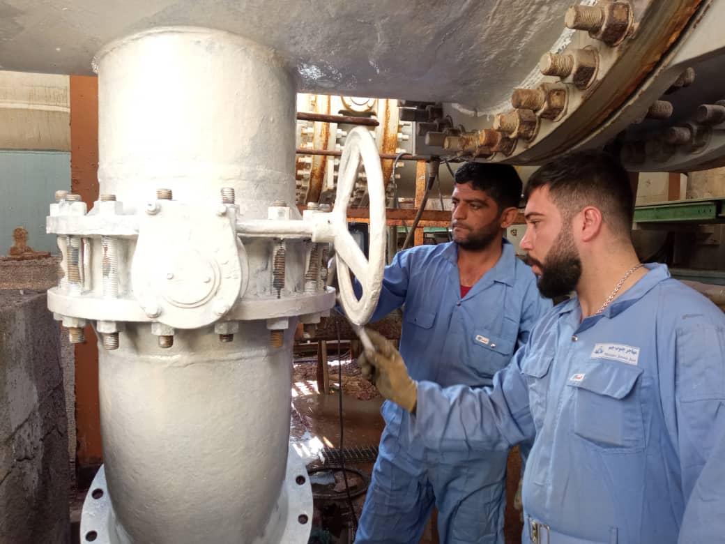  کار رنگ و سندبلاست مخازن پتروشیمی 