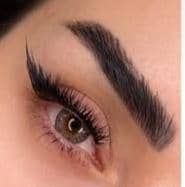 آموزش و خدمات مژه و لیفت ابرو 